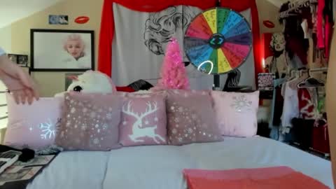 peachy online show from 24, 1, 2025