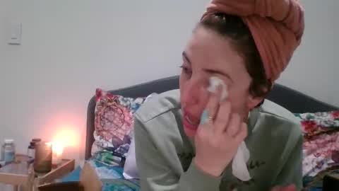 Snapshot of tfeather0532 chatting on 3, 2, 2026 Tessa online show from 3, 2, 2026