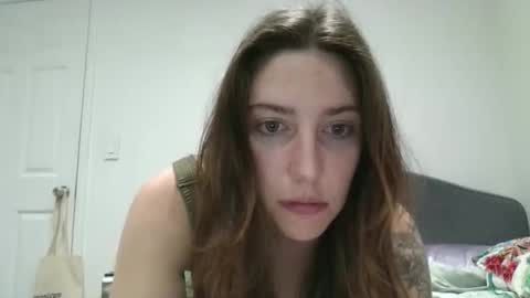 Snapshot of tfeather0532 chatting on 2, 3, 2026 Tessa online show from 2, 3, 2026