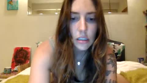 Snapshot of tfeather0532 chatting on 4, 7, 2026 Tessa online show from 4, 7, 2026