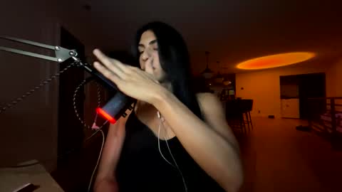 babygirlmami online show from 25, 3, 2026