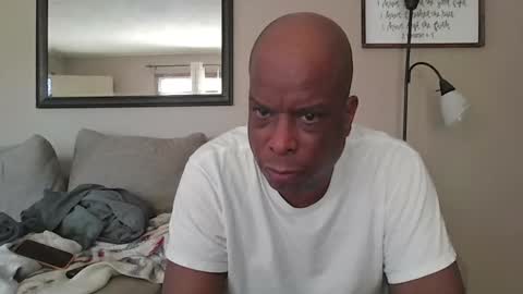 thadax197 online show from 28, 2, 2026