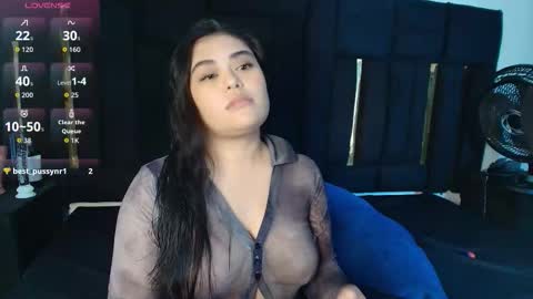 T H A I S  online show from 21, 11, 2025