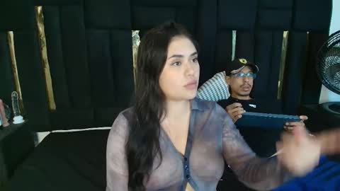 T H A I S  online show from 18, 12, 2025