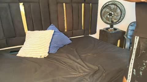 T H A I S  online show from 19, 3, 2026