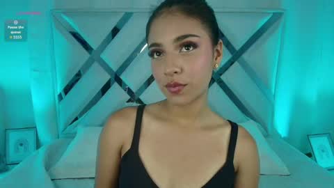 Snapshot of thalia_gomez__ chatting on 21, 5, 2026 thalia online show from 21, 5, 2026