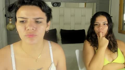 Snapshot of thalia_veyra chatting on 6, 4, 2026 Thalia Veyra online show from 6, 4, 2026