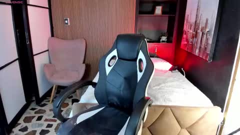 Thalia online show from 21, 11, 2025