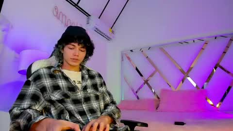 thanier_18 online show from 31, 3, 2026