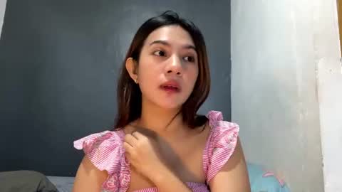 Snapshot of thaogooslin chatting on 12, 7, 2026 Betty online show from 12, 7, 2026