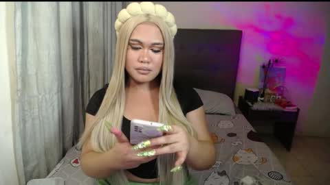 NOEY online show from 1, 3, 2025