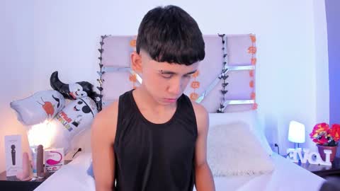 Thayler  online show from 12, 10, 2025