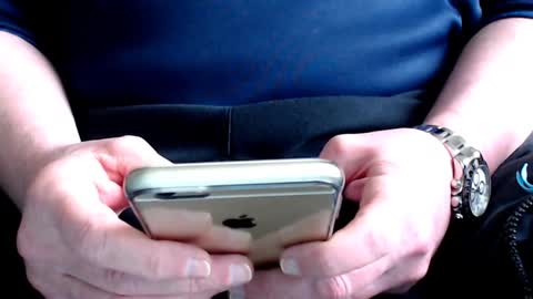 Snapshot of the1pocketrocket chatting on 4, 1, 2025 the1pocketrocket online show from 4, 1, 2025