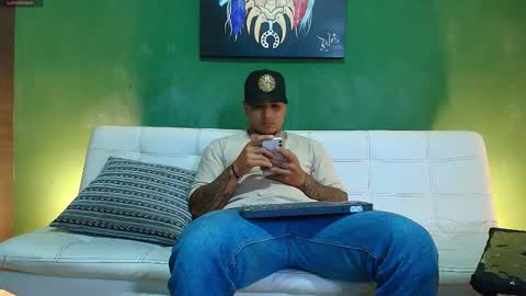 SCOTT  THEO  KAMERON  GENDERSON online show from 30, 11, 2025