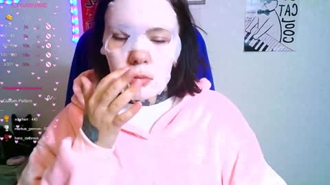 the_ice_owl online show from 5, 11, 2025