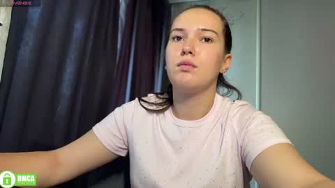 Snapshot of the_princese chatting on 3, 7, 2026 Alice online show from 3, 7, 2026