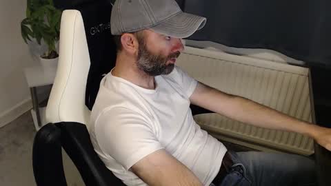 Snapshot of the_sensual_masturwait chatting on 9, 9, 2025 the_sensual_masturwait online show from 9, 9, 2025