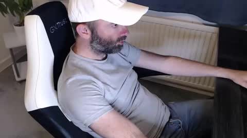 Snapshot of the_sensual_masturwait chatting on 21, 9, 2025 the_sensual_masturwait online show from 21, 9, 2025