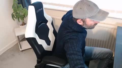 Snapshot of the_sensual_masturwait chatting on 10, 10, 2025 the_sensual_masturwait online show from 10, 10, 2025