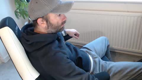 Snapshot of the_sensual_masturwait chatting on 13, 10, 2025 the_sensual_masturwait online show from 13, 10, 2025