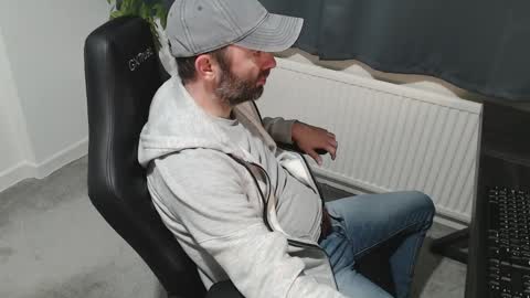 Snapshot of the_sensual_masturwait chatting on 31, 10, 2025 the_sensual_masturwait online show from 31, 10, 2025