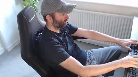 Snapshot of the_sensual_masturwait chatting on 2, 11, 2025 the_sensual_masturwait online show from 2, 11, 2025