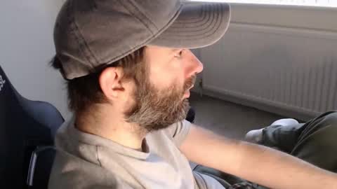 Snapshot of the_sensual_masturwait chatting on 18, 12, 2025 the_sensual_masturwait online show from 18, 12, 2025