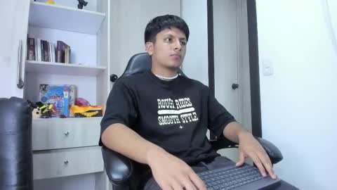 Snapshot of the_weed_guys chatting on 28, 11, 2025 Danny online show from 28, 11, 2025