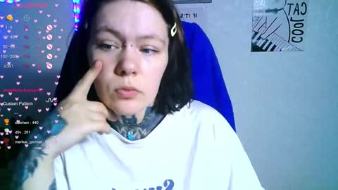 the_xmas_bby online show from 6, 11, 2025