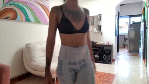 Snapshot of thebadwolf818 chatting on 16, 9, 2025 thebadwolf818 online show from 16, 9, 2025