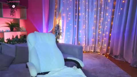 Lucy online show from 19, 12, 2025