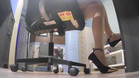 thecowboy_74 online show from 5, 2, 2026