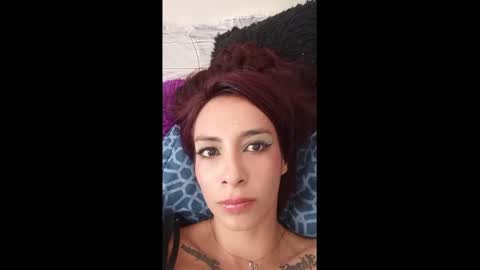 Snapshot of thecrazy_couple chatting on 10, 1, 2025 Amber online show from 10, 1, 2025