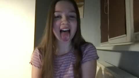 Crystal online show from 17, 2, 2025