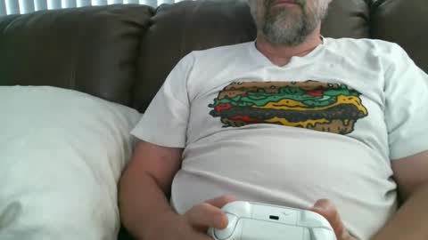 Snapshot of thedalenator chatting on 24, 10, 2025 thedalenator online show from 24, 10, 2025