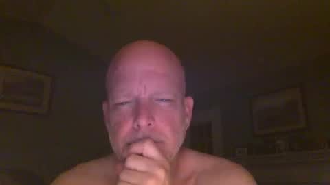 Snapshot of thedoug07 chatting on 27, 4, 2026 thedoug07 online show from 27, 4, 2026