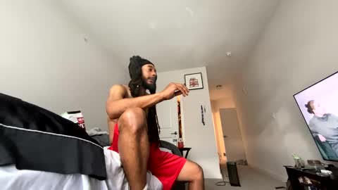 Snapshot of theekingcapo chatting on 1, 1, 2025 king capo thee online show from 1, 1, 2025