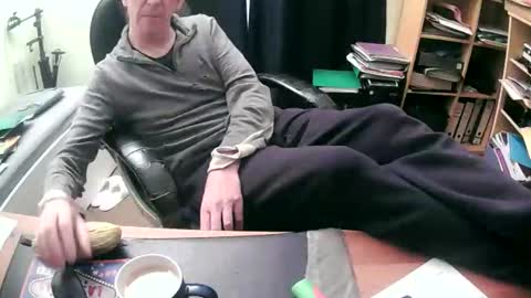 paul online show from 17, 11, 2025