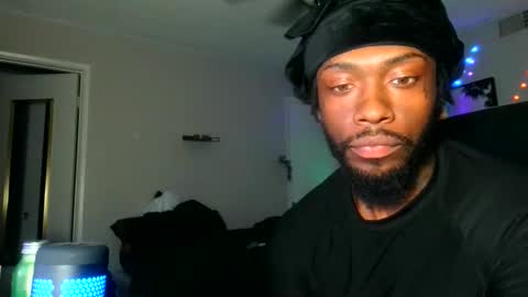 IXMCOUPLE444 online show from 27, 10, 2025