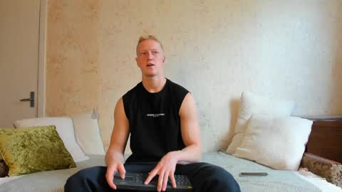 Snapshot of thejacob_d chatting on 30, 4, 2026 thejacob_d online show from 30, 4, 2026
