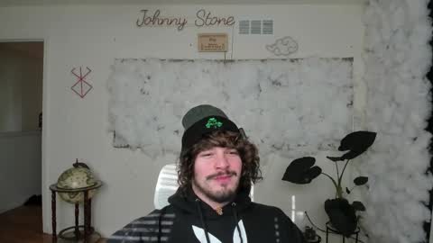 Snapshot of thejohnnystone chatting on 7, 5, 2026 Johnny Stone online show from 7, 5, 2026