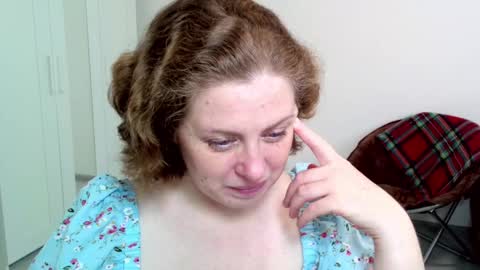 Ella online show from 9, 2, 2025