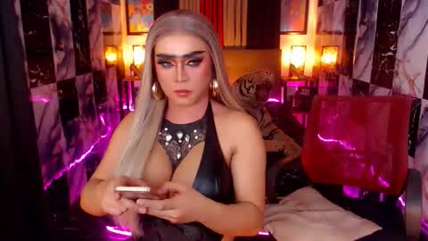 Paula online show from 19, 12, 2025