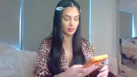 Snapshot of theleilaxo chatting on 18, 6, 2026 Hopeee online show from 18, 6, 2026