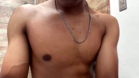 Snapshot of themachcute chatting on 22, 5, 2026 themachcute online show from 22, 5, 2026