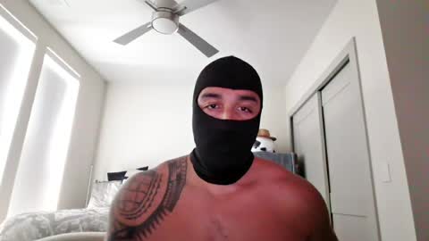Snapshot of themaskedbull chatting on 9, 7, 2026 Themaskedbull online show from 9, 7, 2026