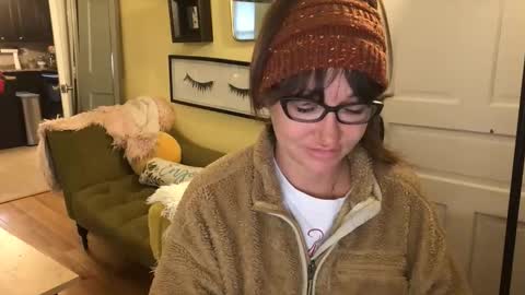 Cach Nelson online show from 3, 3, 2026