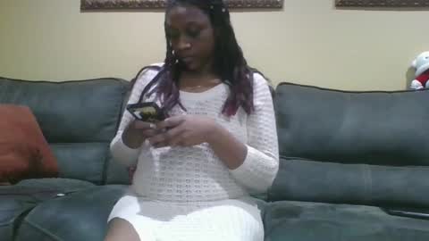 Snapshot of thenaturalgoddess chatting on 18, 12, 2024 TheNaturalGoddess online show from 18, 12, 2024