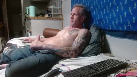 Snapshot of theoneyouwant2fuck chatting on 21, 2, 2025 theoneyouwanttwofuck online show from 21, 2, 2025