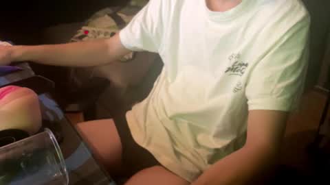 Snapshot of theothede19cm chatting on 25, 10, 2025 theothede19cm online show from 25, 10, 2025